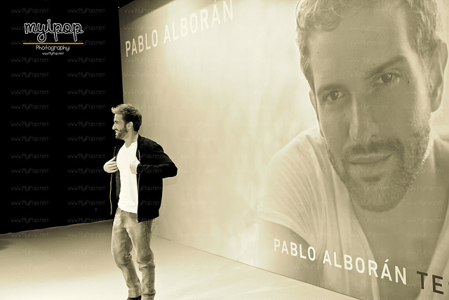 15148679643_cfbb3fc211_h