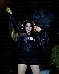 18956906405_9dc2be5d8c_z