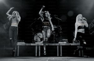 21149438266_60ffcb3e1b_z