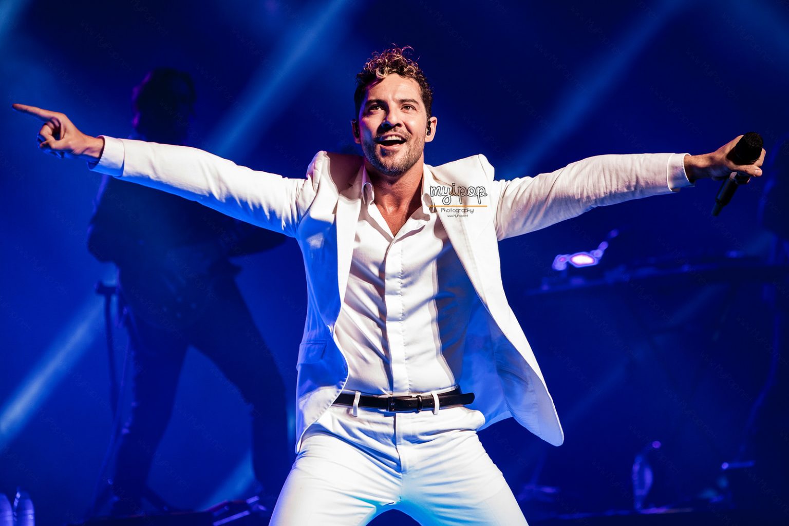David Bisbal brilla de diez mil maneras en Madrid - MyiPop