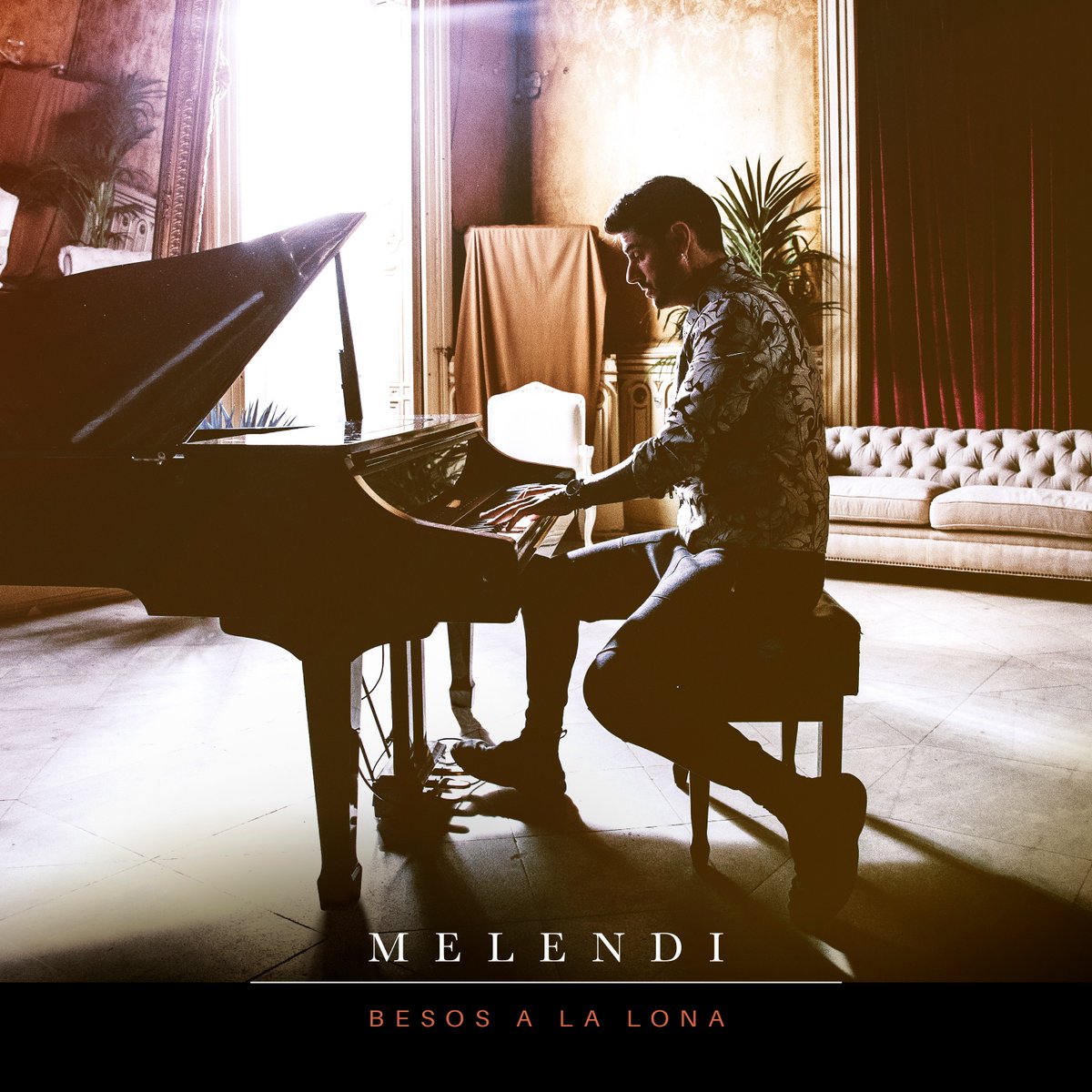 Melendi presenta su nuevo single ‘Besos a la Lona’