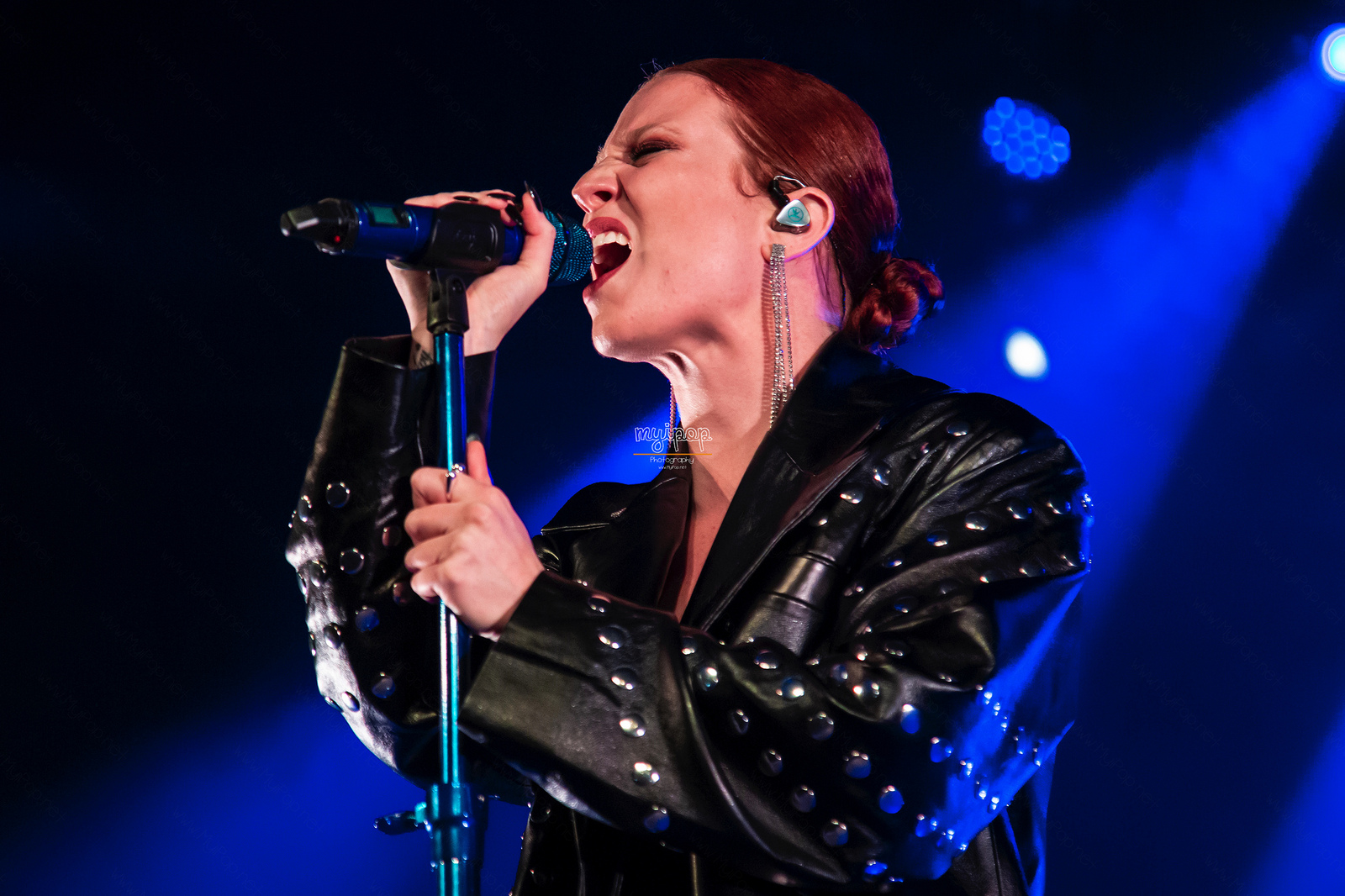 JESS GLYNNE 7.jpg
