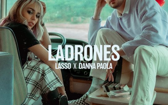 Ladrones - Danna Paola, Lasso