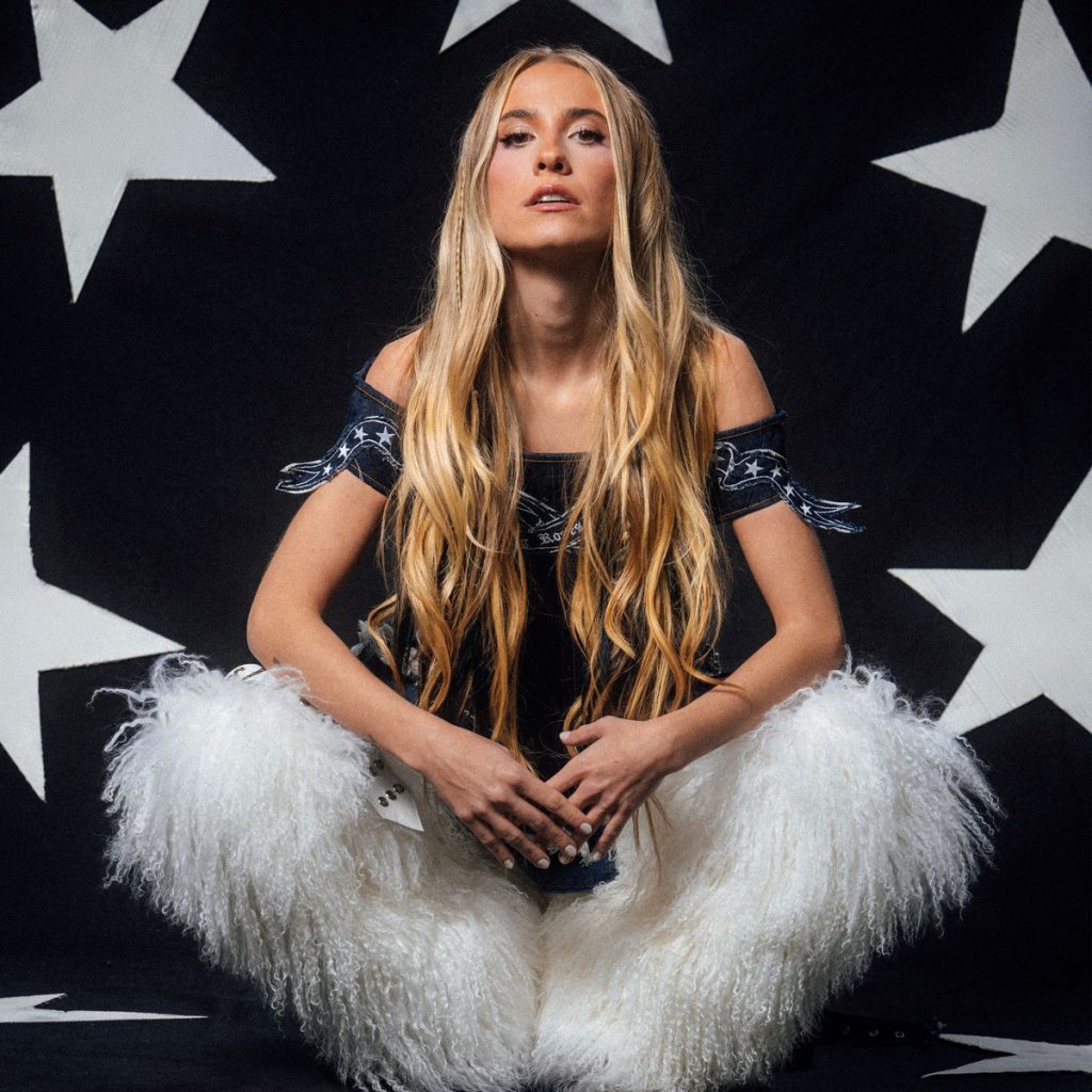 PAULA KOOPS - MYIPOP