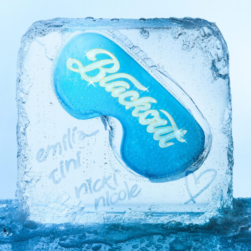 EMILIA, TINI, NICKI NICOLE - MYIPOP