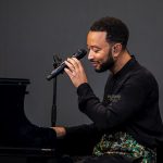 John Legend, un viaje emocional en 88 teclas en Noches del Botánico